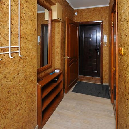 Omsk Sutki Apartments At Pushkina 99 Floor 3 ภายนอก รูปภาพ